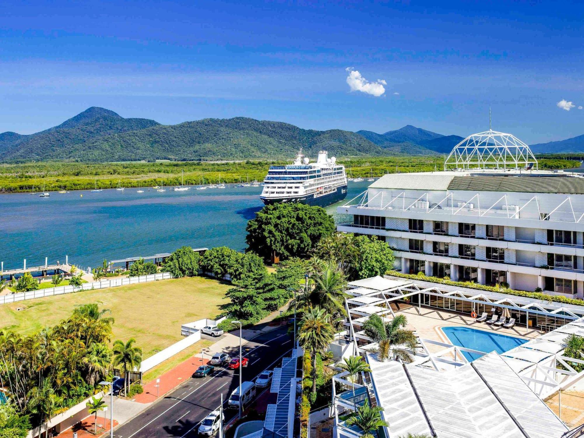 พูลแมน รีฟ โฮเทล คาสิโน Hotel แคนส์ ภายนอก รูปภาพ