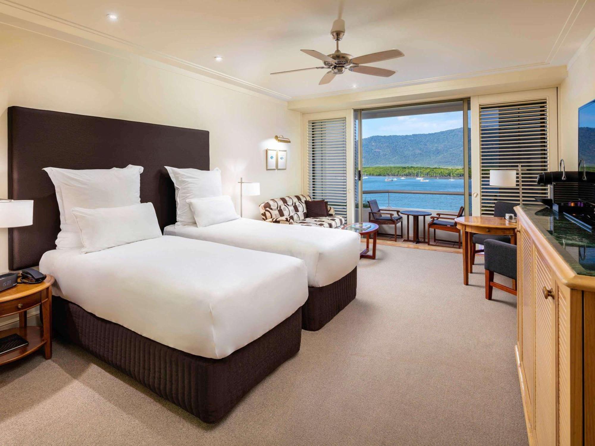 พูลแมน รีฟ โฮเทล คาสิโน Hotel แคนส์ ภายนอก รูปภาพ